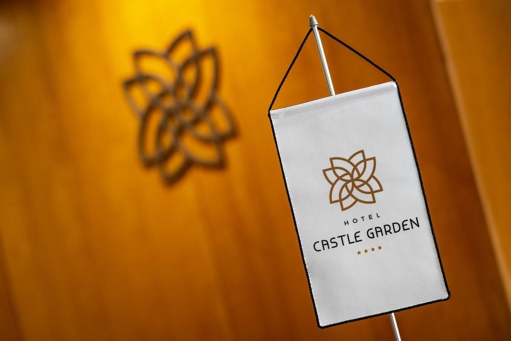 Castle Garden Hotel 4*